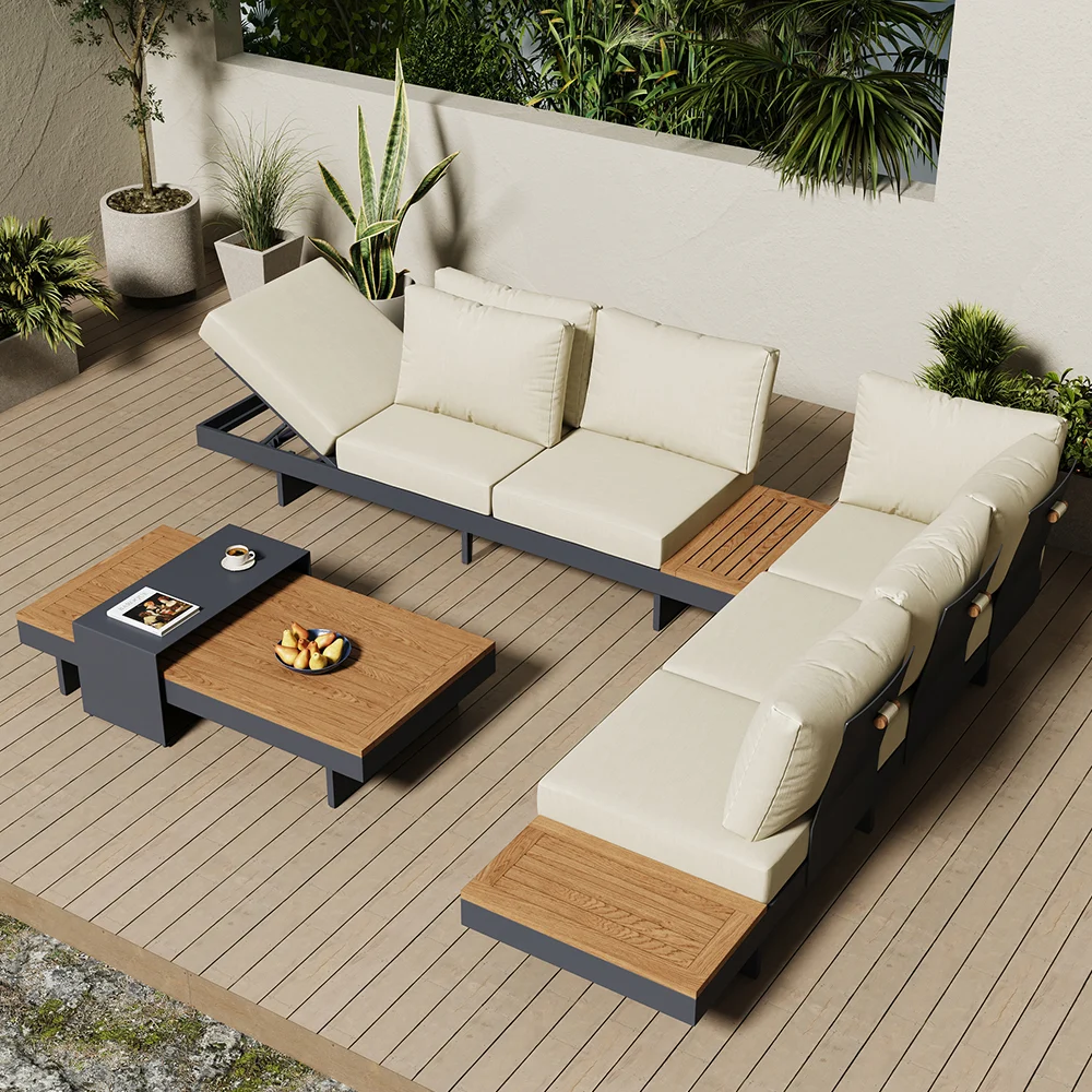 WPC DECKING WITH COFFEE TABLE